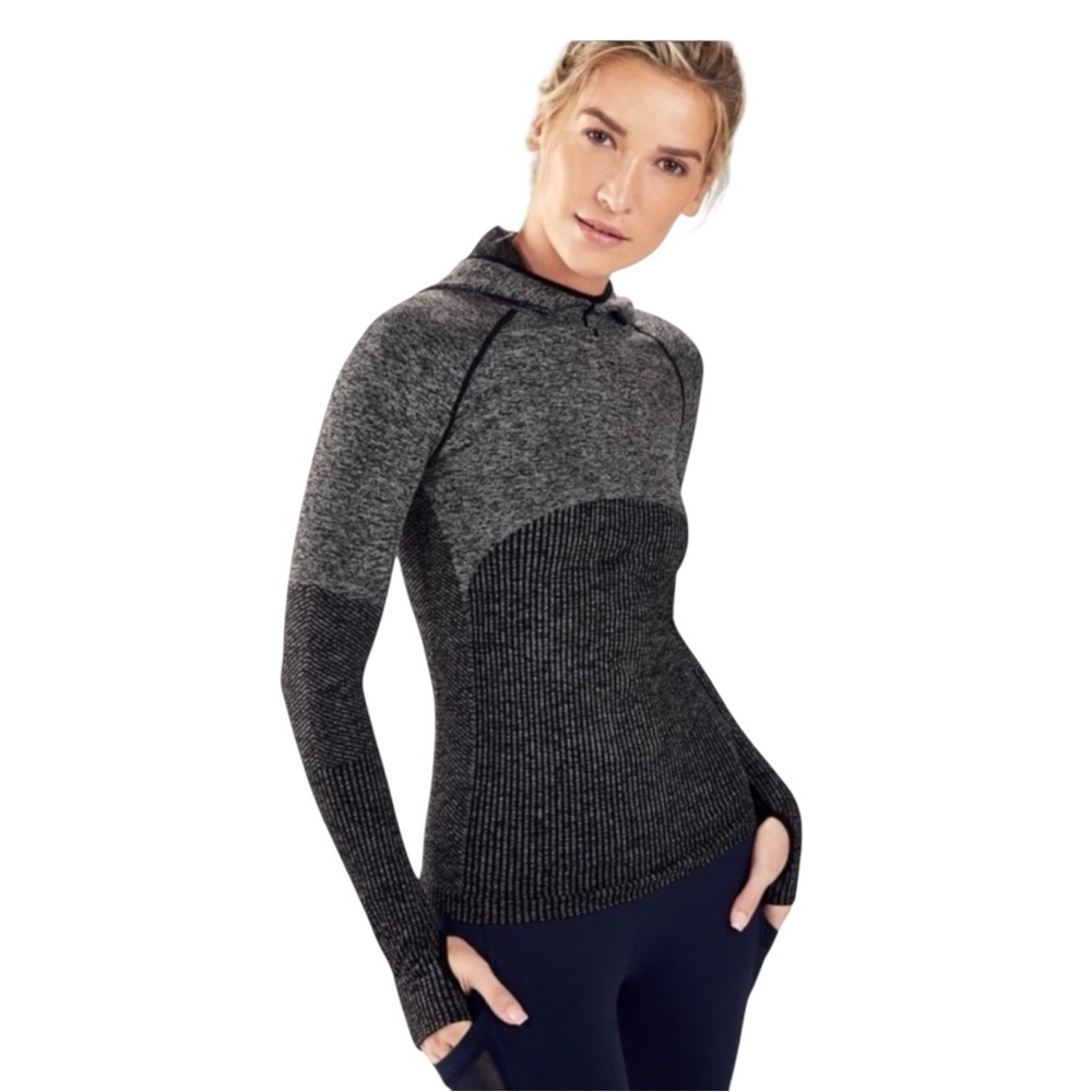 🔵 3/$18 - Fabletics Avaline Seamless Long-Sleeve Hoodie black grey
